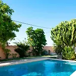 Casa Con Piscina Privada Deluxe View Дом отдыха