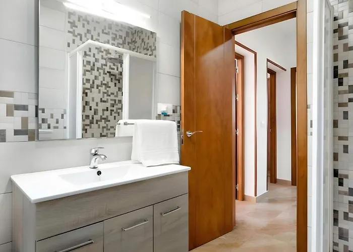 Casa Con Piscina Privada Deluxe View 펜션 *